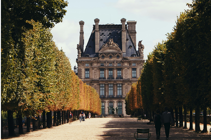 louvre et jardin des tuileries