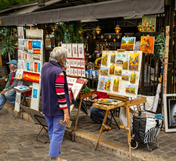 montmartre market paris