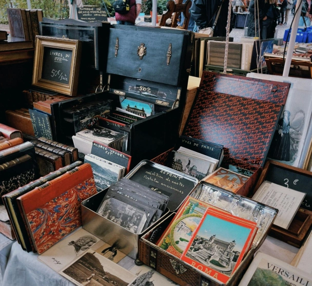 puces de saint ouen flea market vintage paris antiques