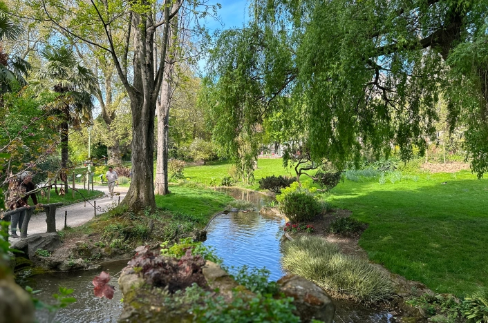 square des batignolles paul manaloto